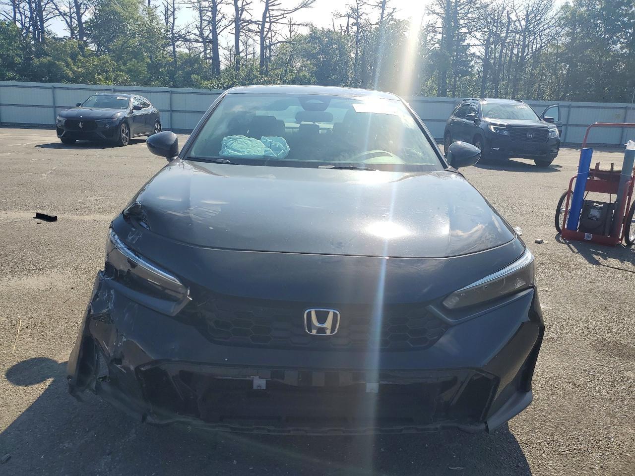 2025 Honda Civic Sport - Image 5
