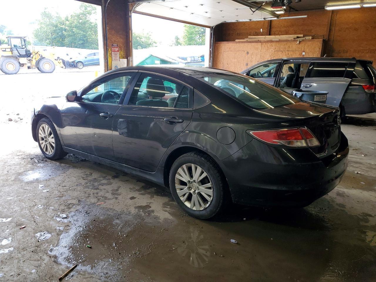 2013 Mazda 6 Sport - Image 2