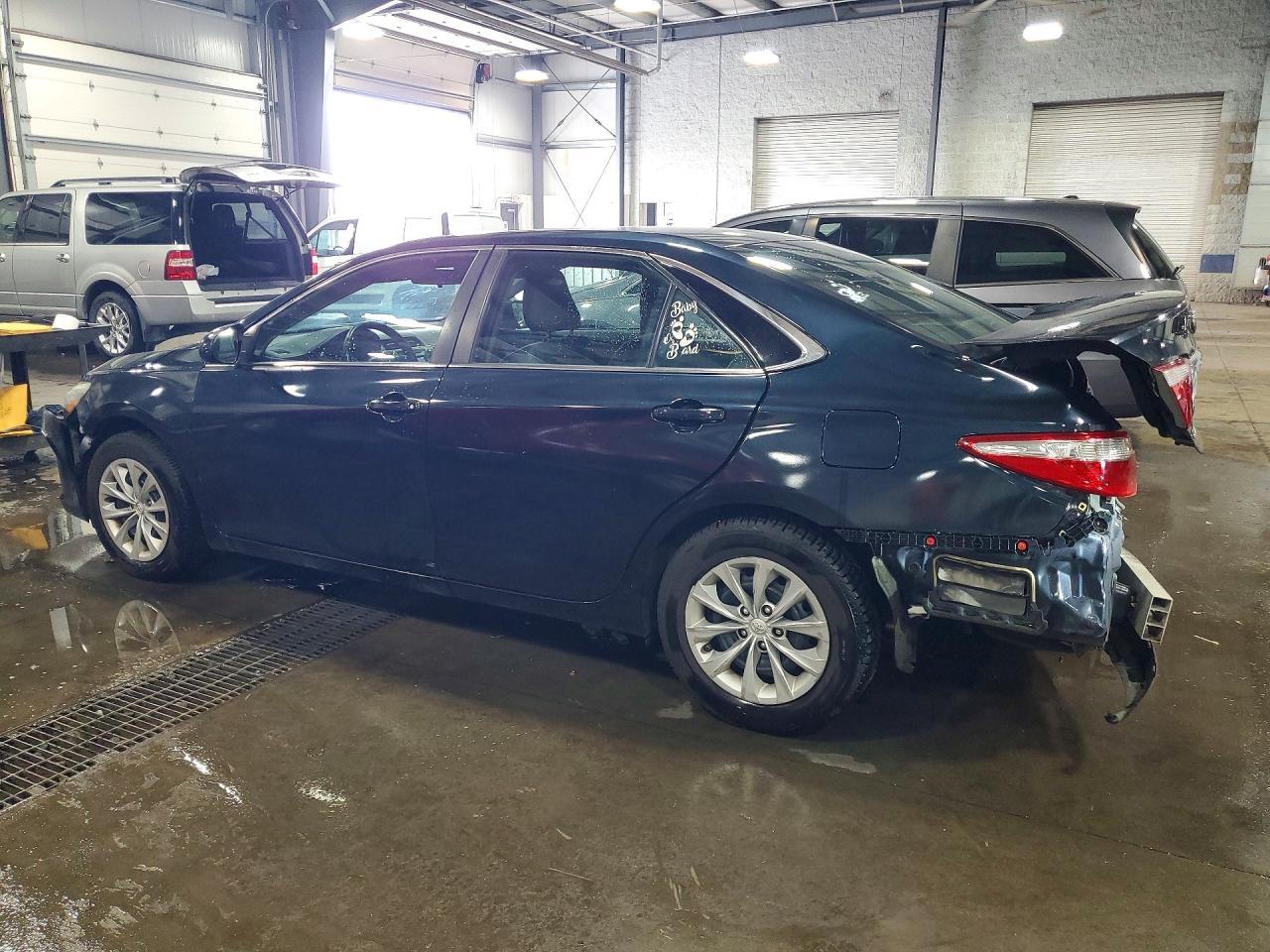 2016 Toyota Camry Le - Image 2