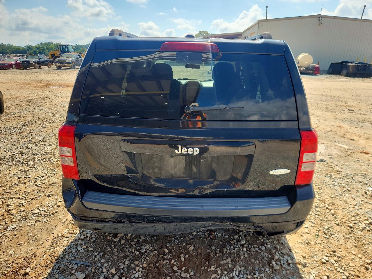 2015 Jeep Patriot Latitude - Image 6