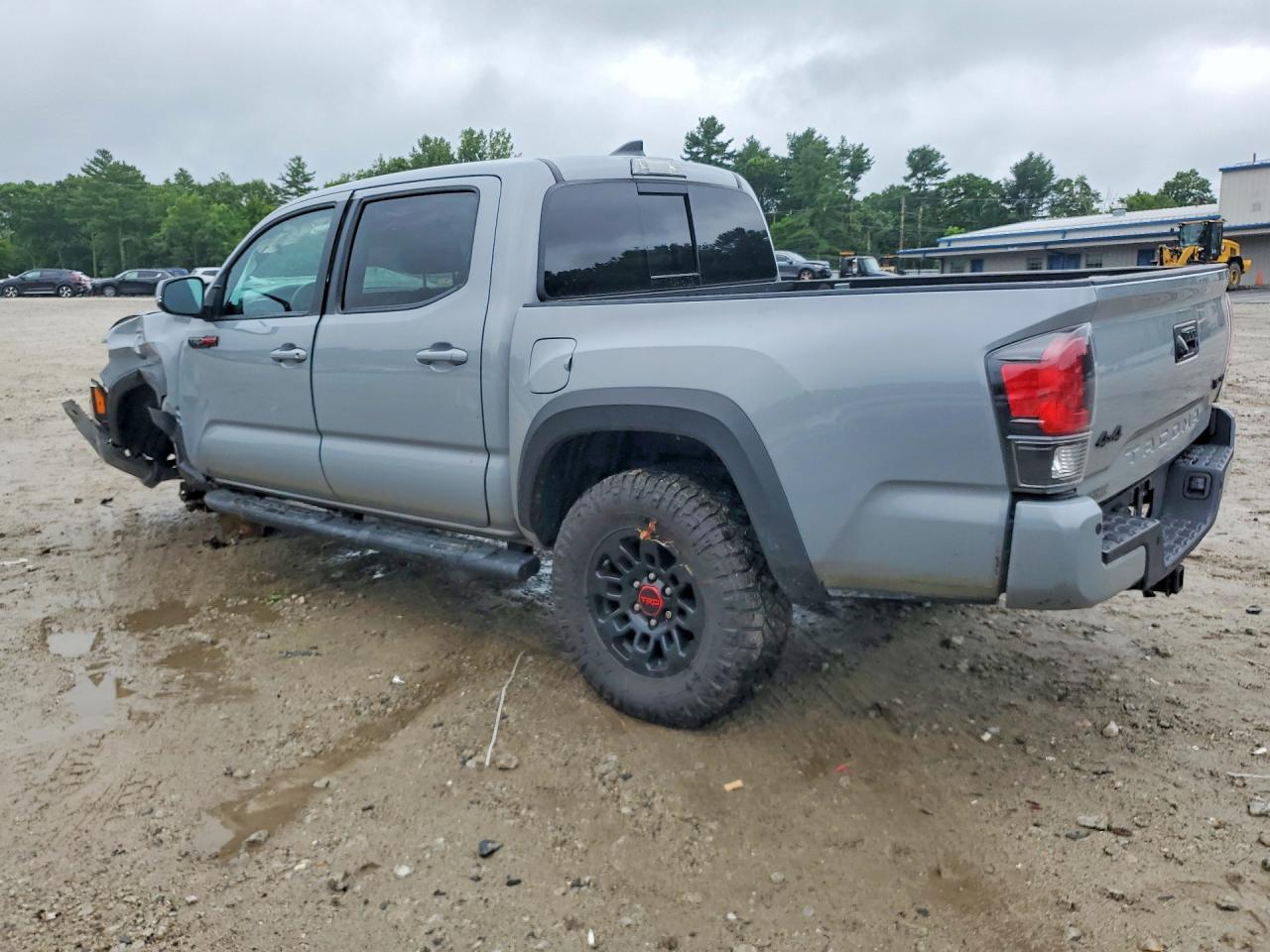 2017 Toyota Tacoma Trd Pro - Фото 2