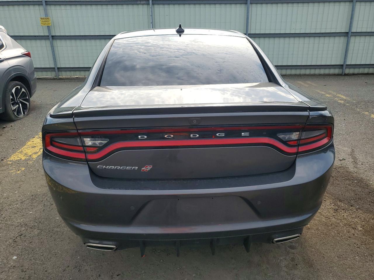 2019 Dodge Charger Sxt - Image 6