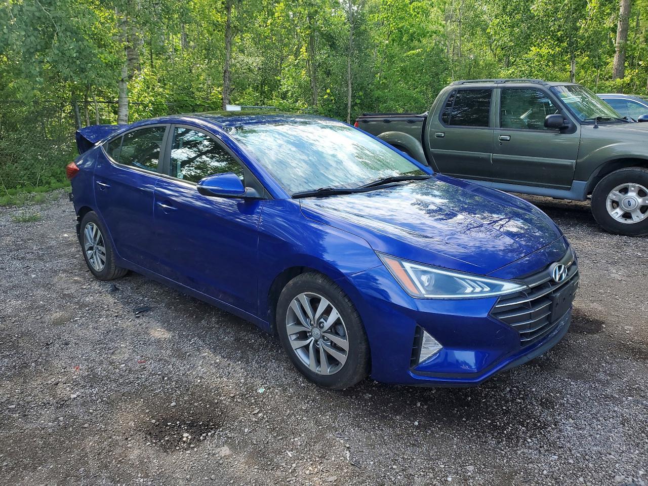 2019 Hyundai Elantra - Image 4