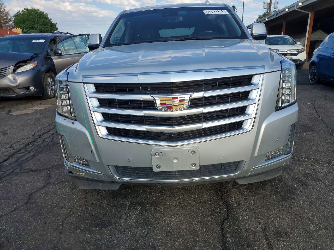 2018 Cadillac Escalade Luxury - Фото 5