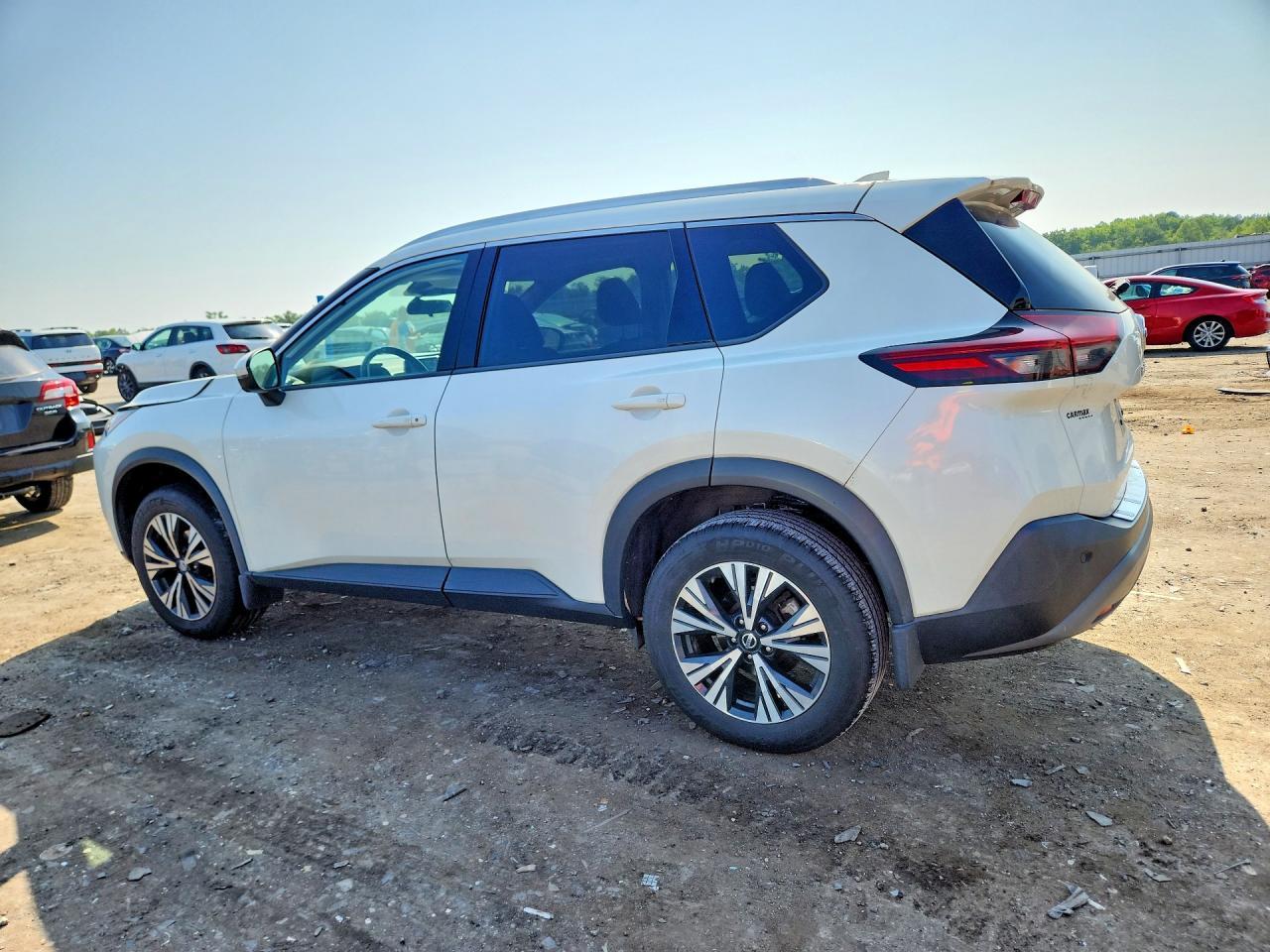 2021 Nissan Rogue Sv - Фото 2