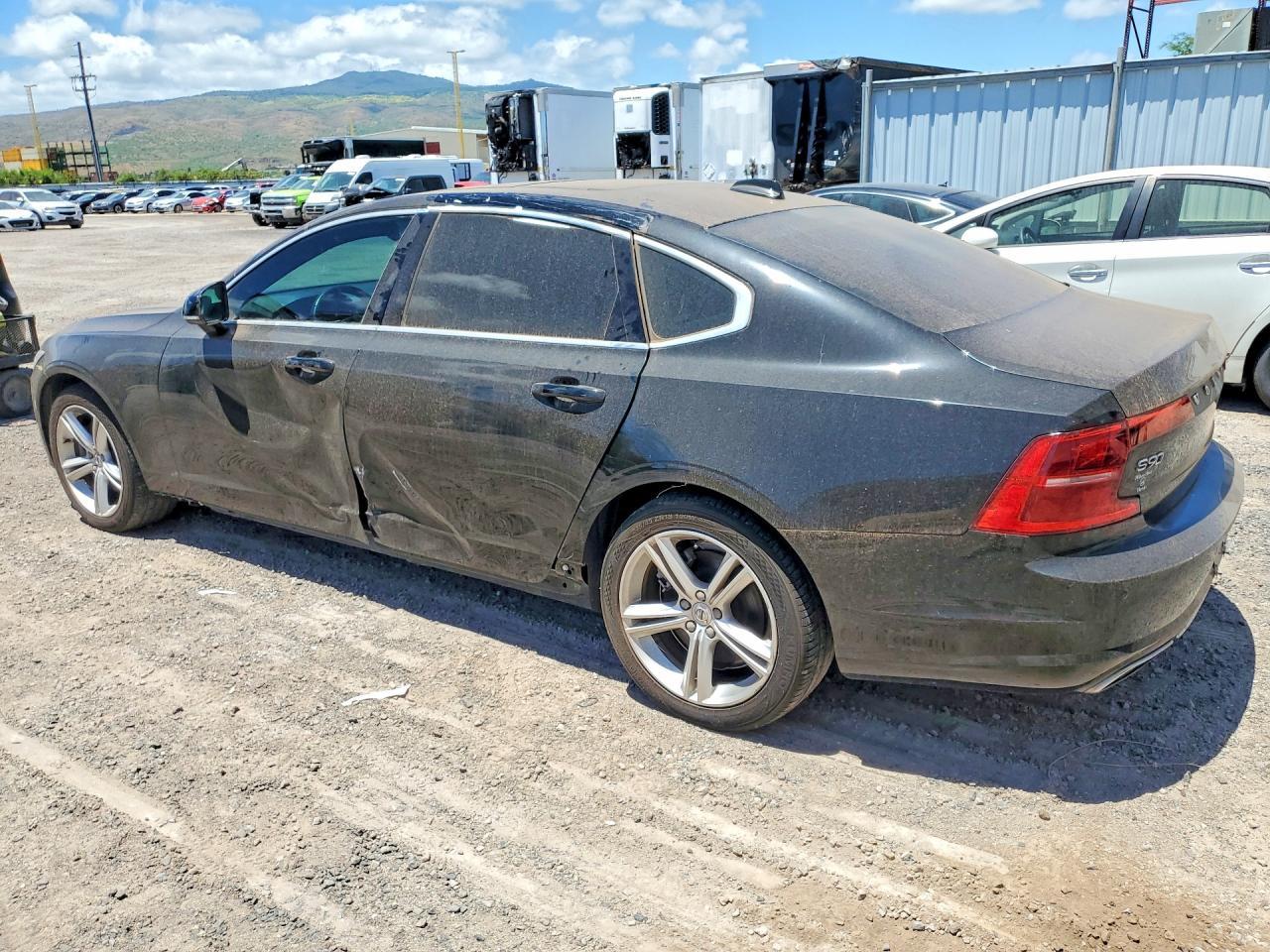 2019 Volvo S90 - Фото 2