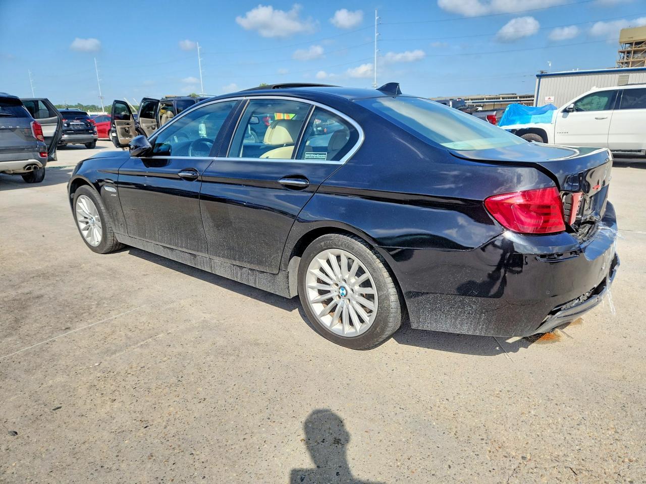 2012 BMW 535 Xi - Image 2