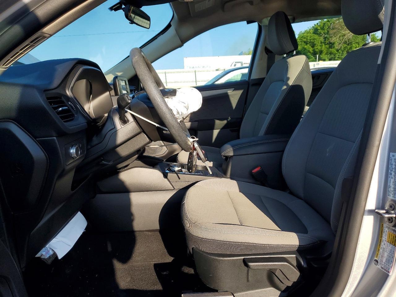 2020 Ford Escape S - Image 7