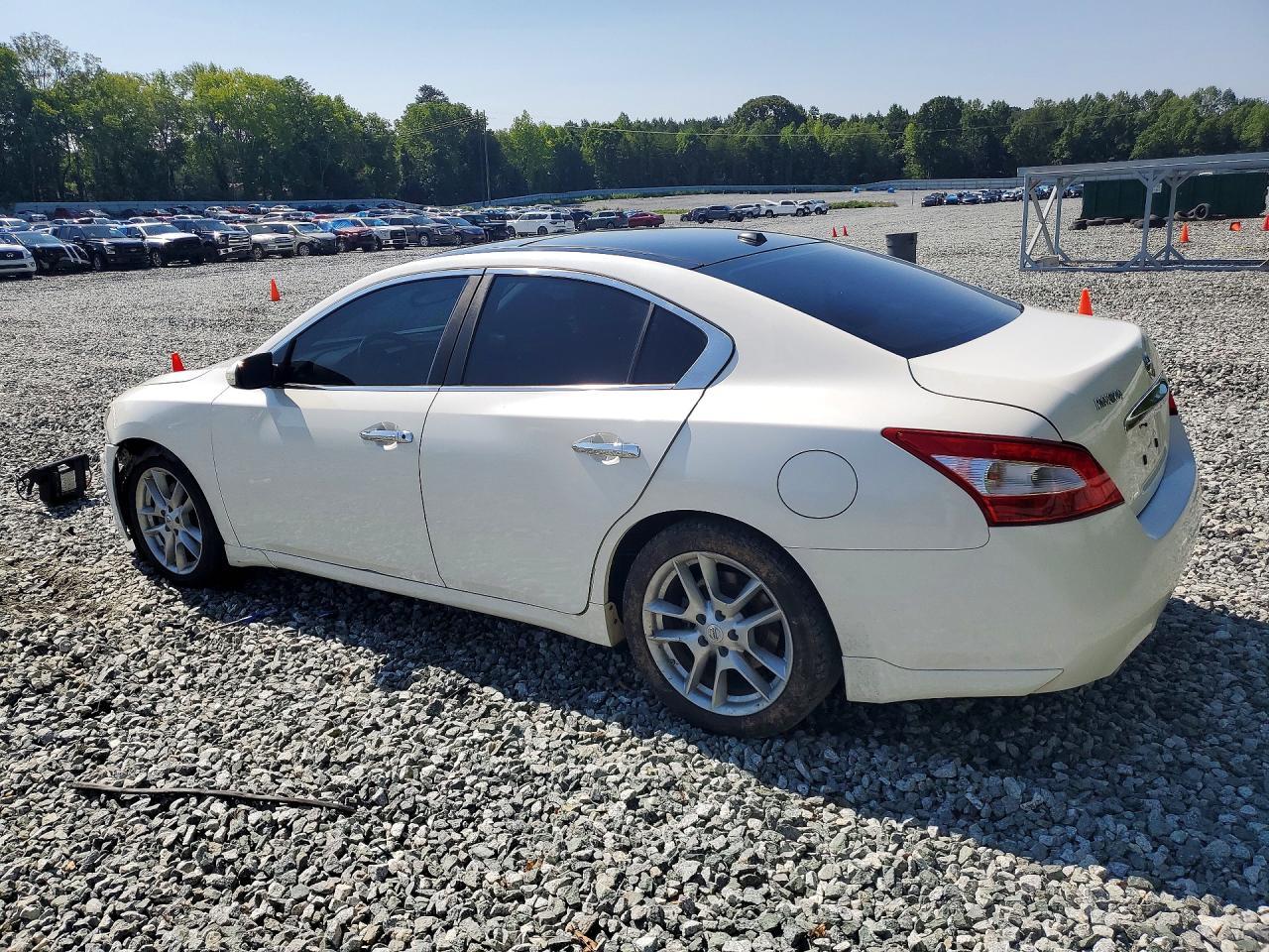 2010 Nissan Maxima 3.5 S - Фото 2