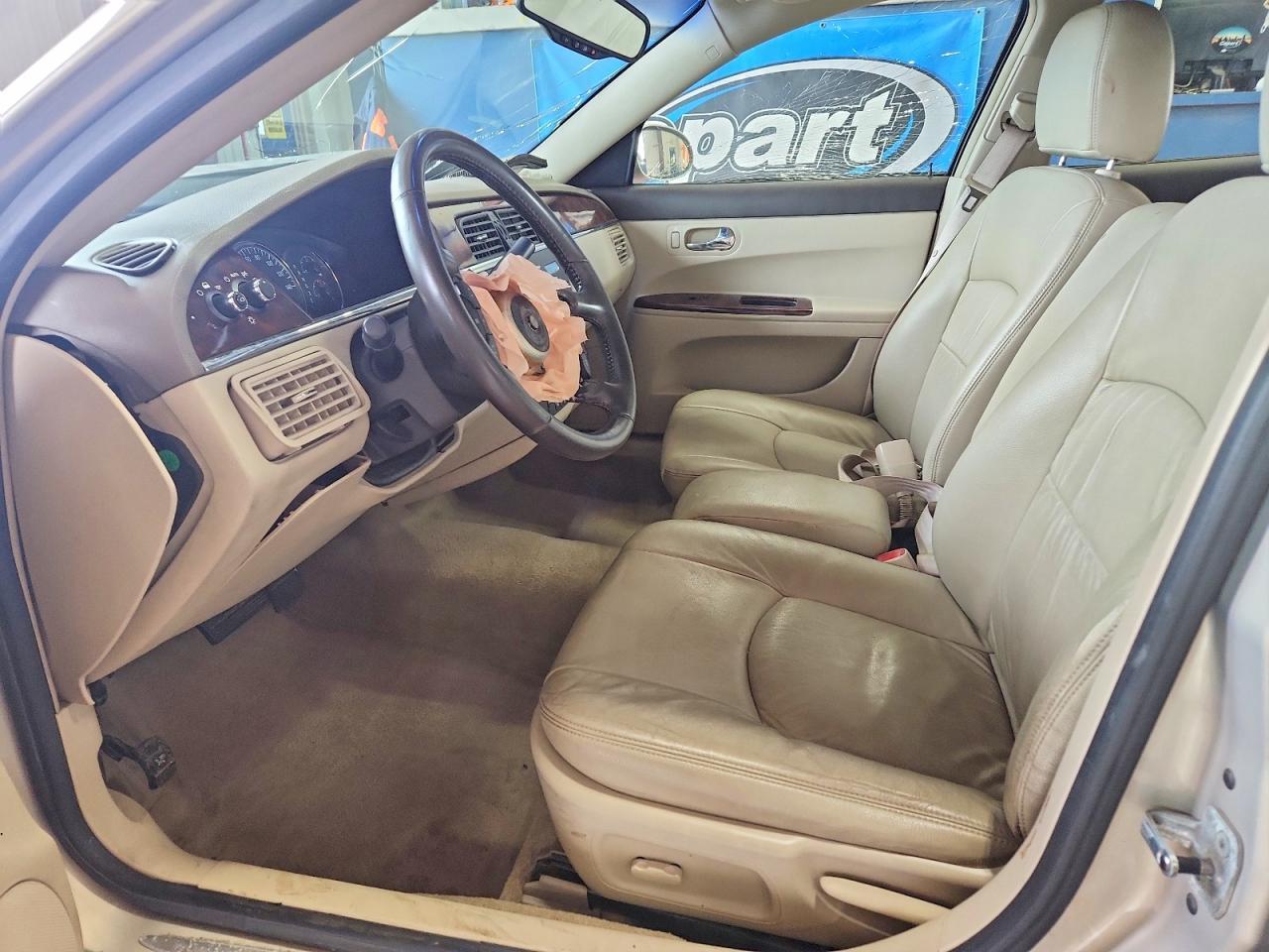 2009 Buick Lacrosse Cx - Image 7