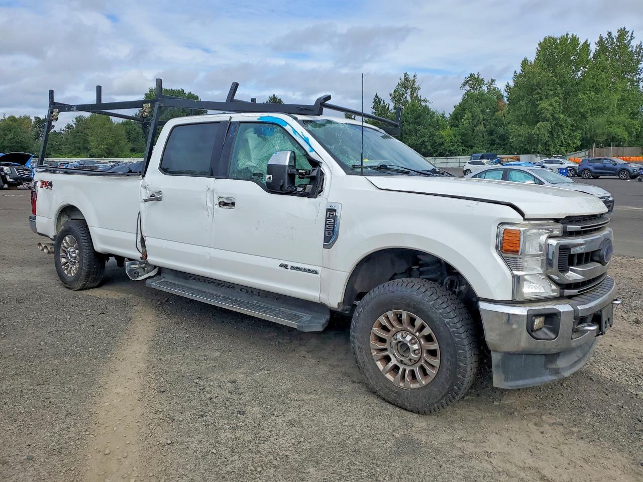 2022 Ford F250 Super Duty - Image 4