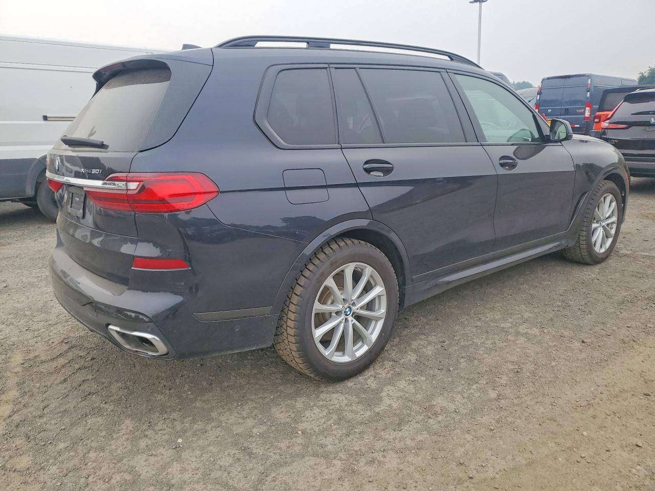 2019 BMW X7 xDrive50I - Image 3