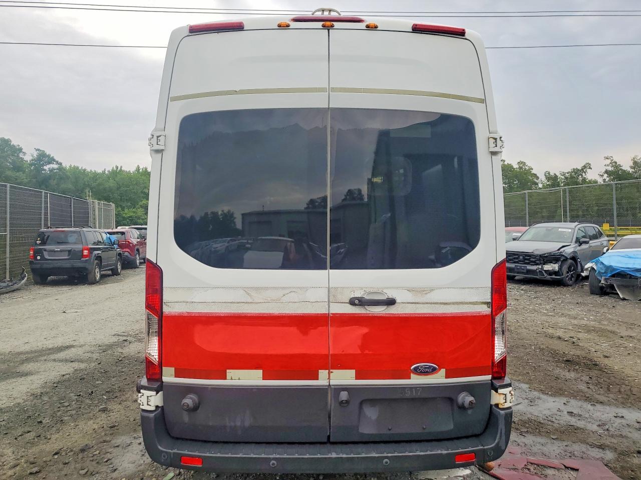 2017 Ford Transit T-350 Handicap Accessibale Van - Фото 6