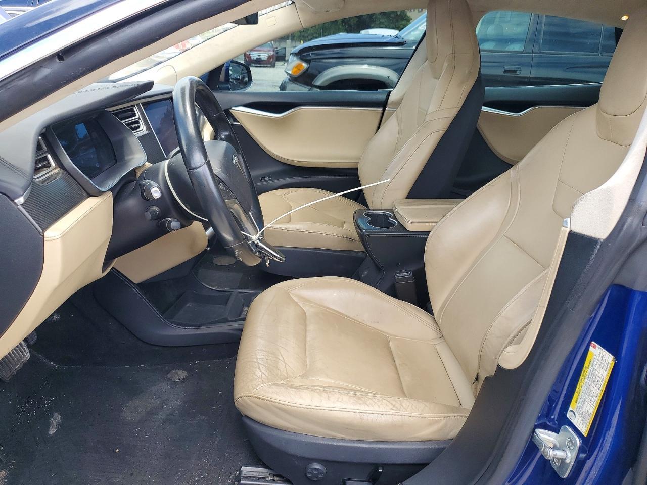 2016 Tesla Model S - Image 7