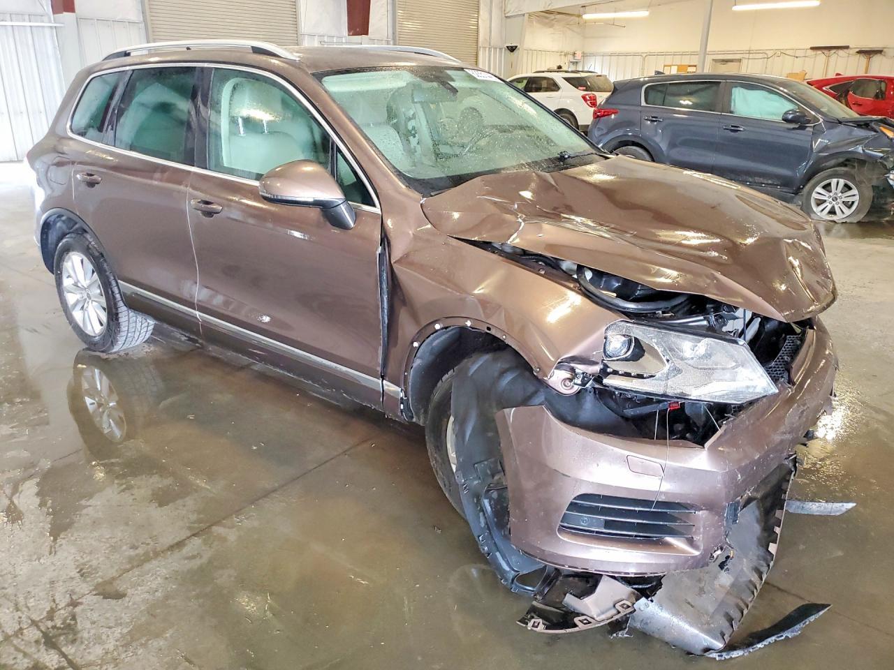 2012 Volkswagen Touareg V6 - Фото 4