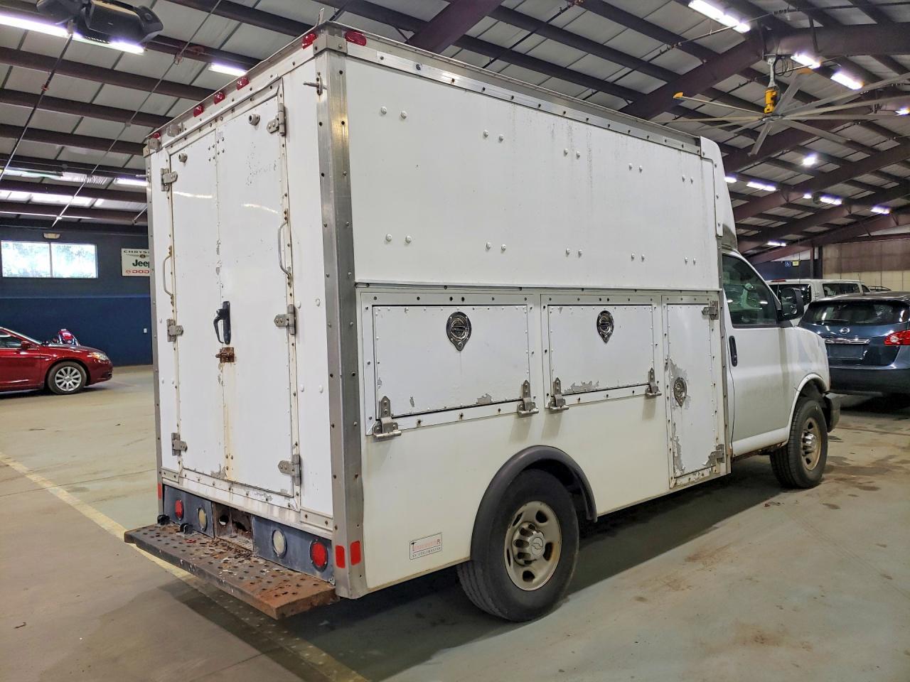 2006 Chevrolet Express G3500 - Image 3