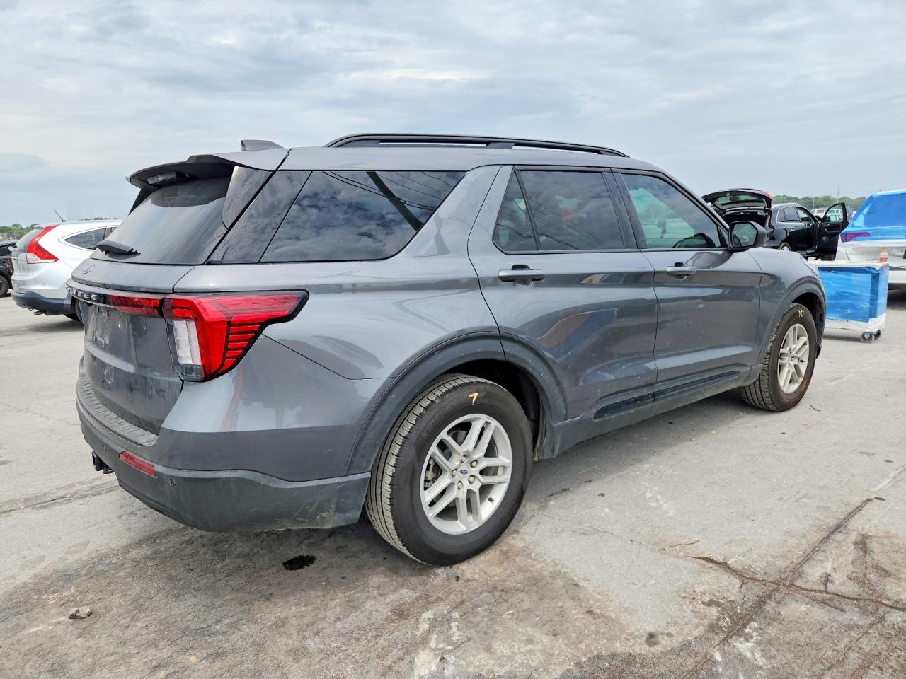 2026 Ford Explorer Active - Фото 3