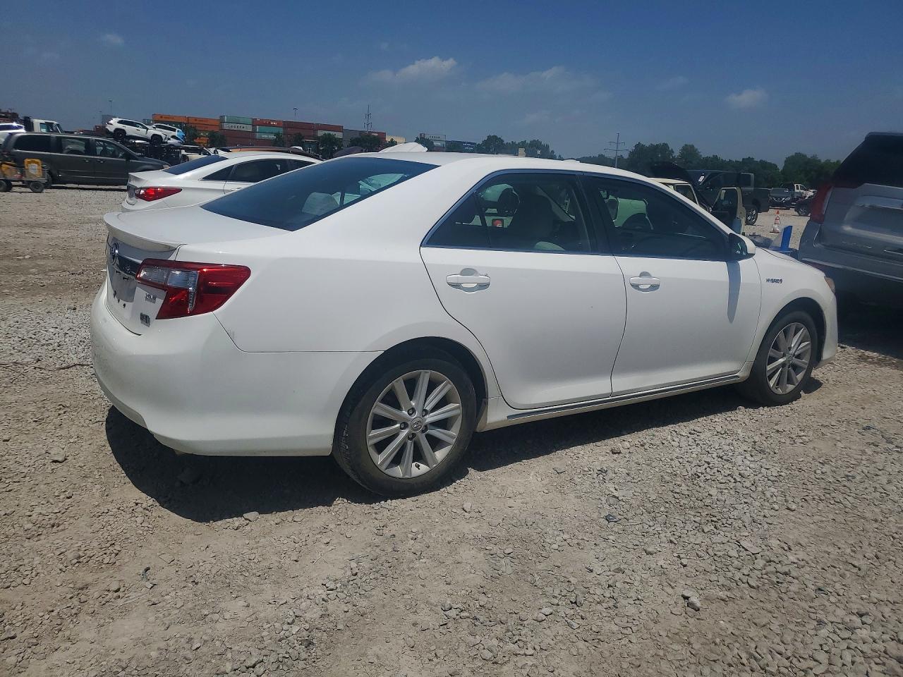2012 Toyota Camry Hybrid Xle - Фото 3