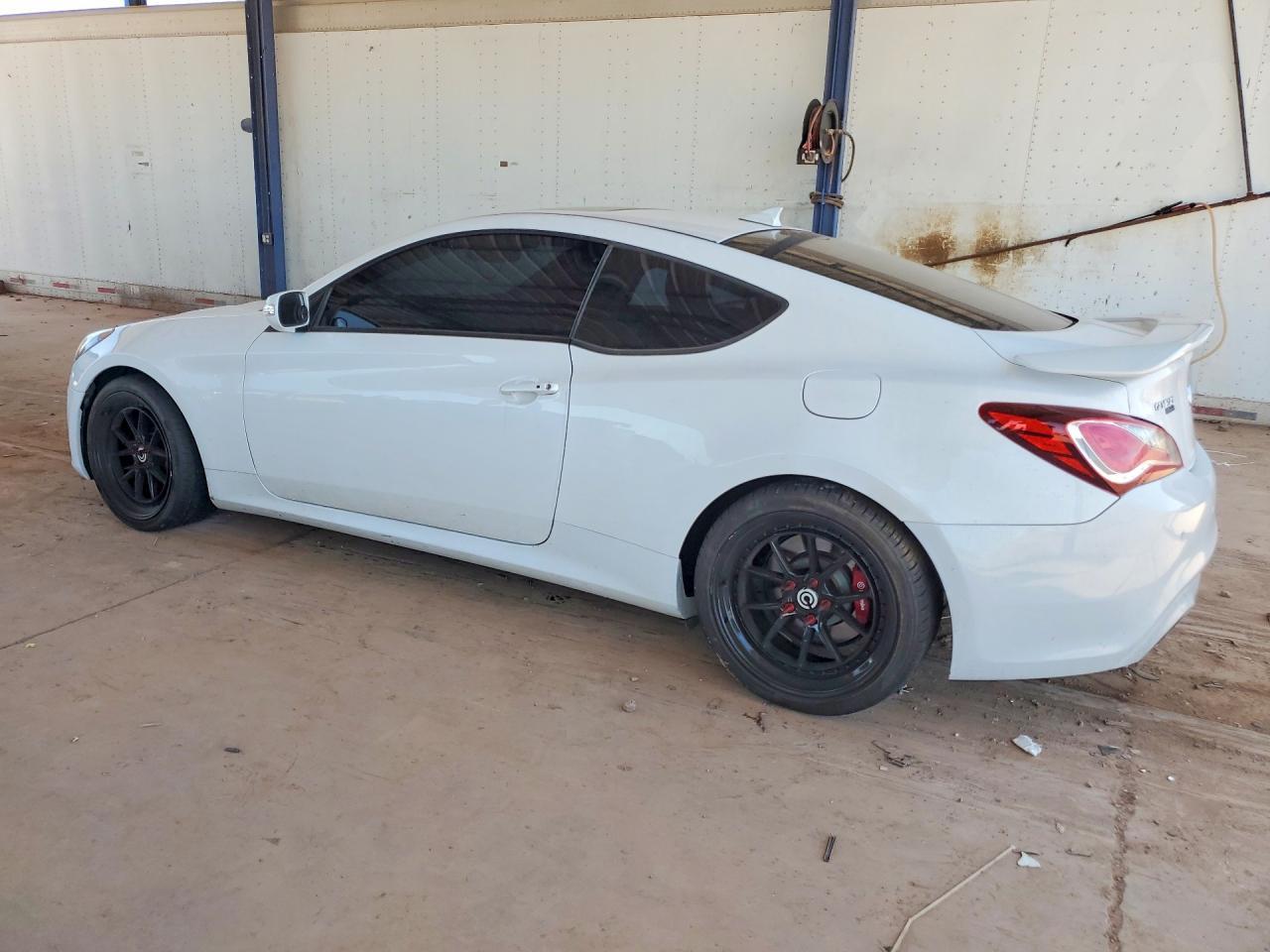 2016 Hyundai Genesis Coupe 3.8 Ultimate - Фото 2