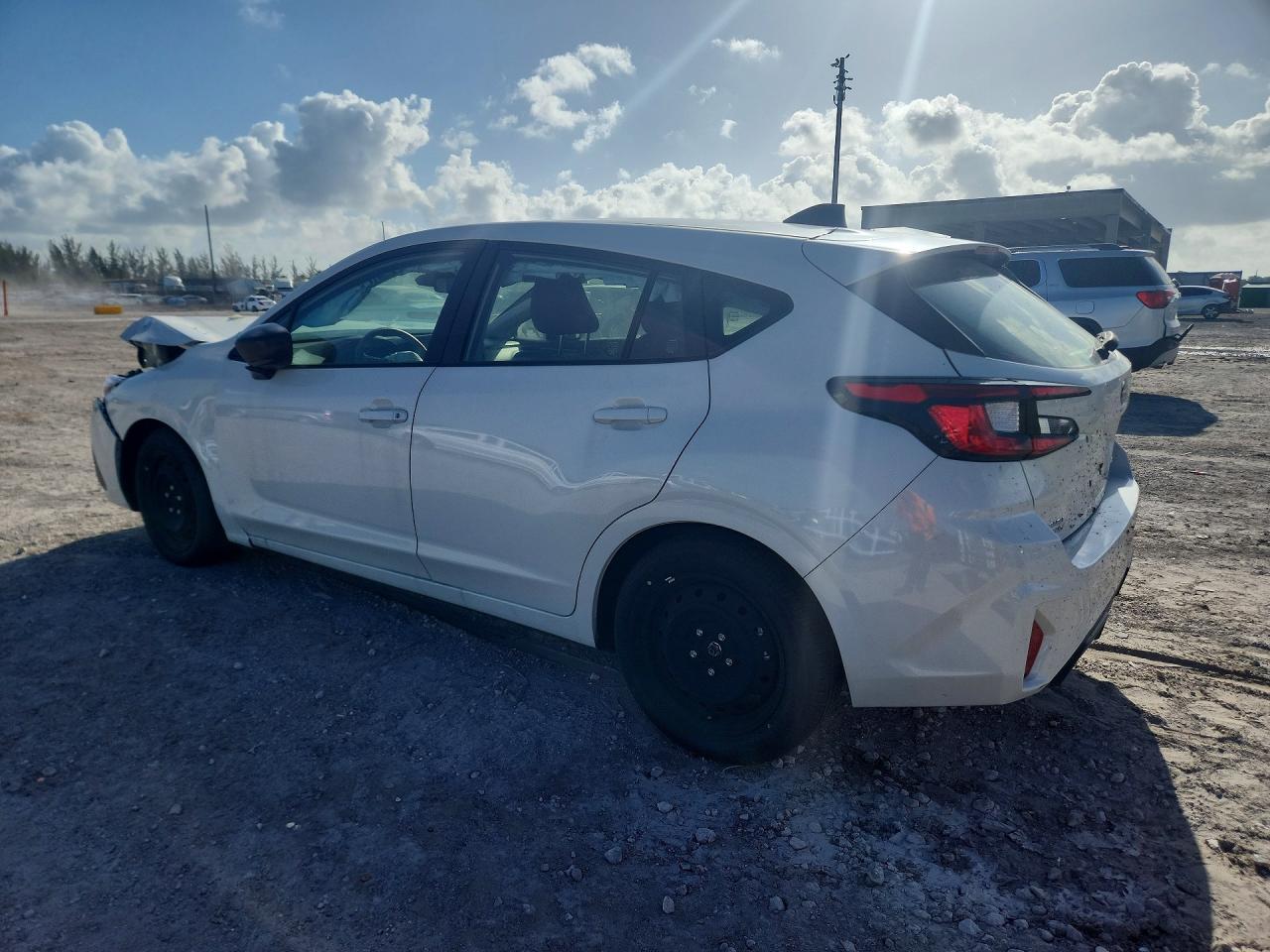 2025 Subaru Impreza - Фото 2