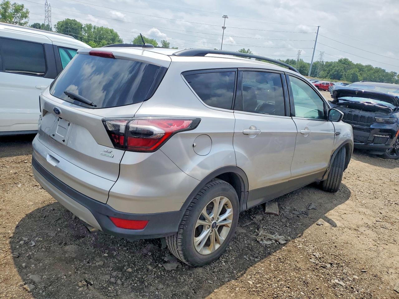2017 Ford Escape Se - Image 3