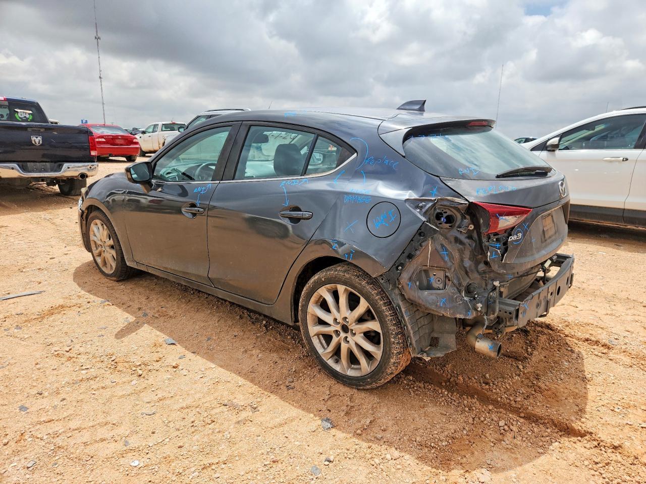 2015 Mazda 3 Grand Touring - Image 2