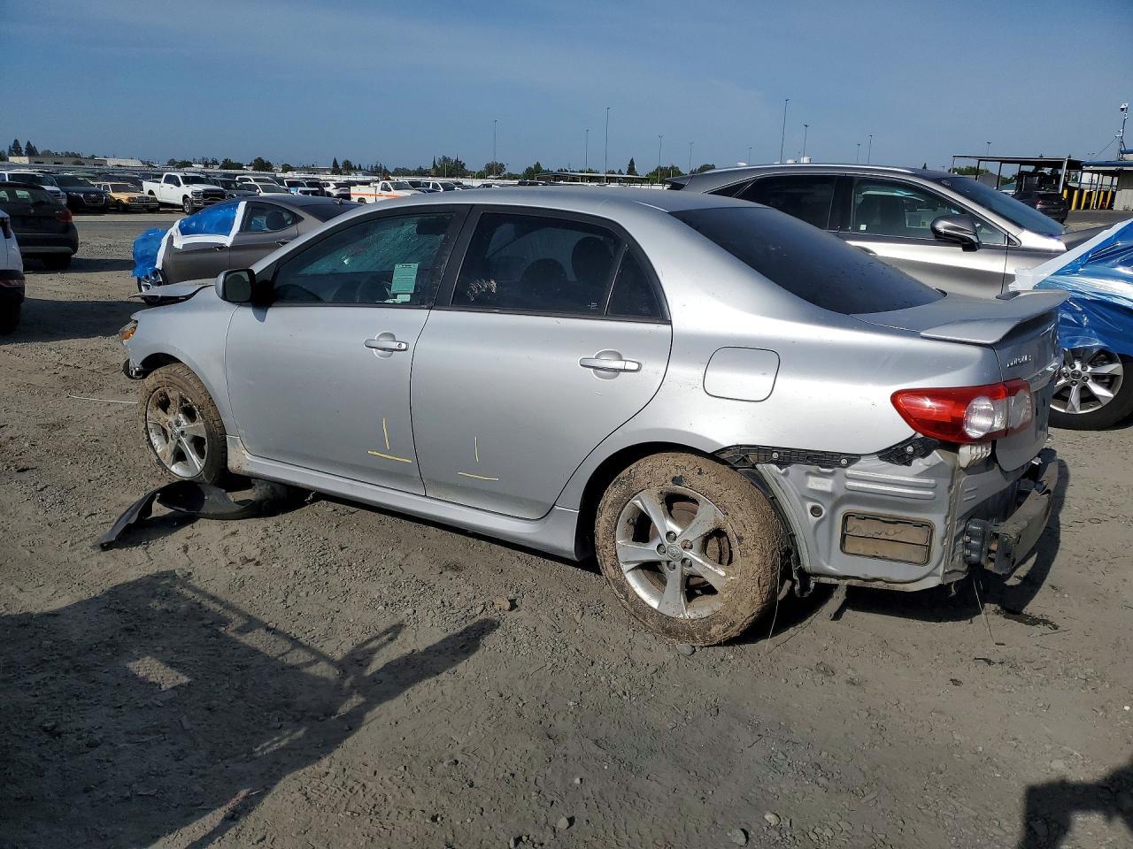 2013 Toyota Corolla S - Фото 2