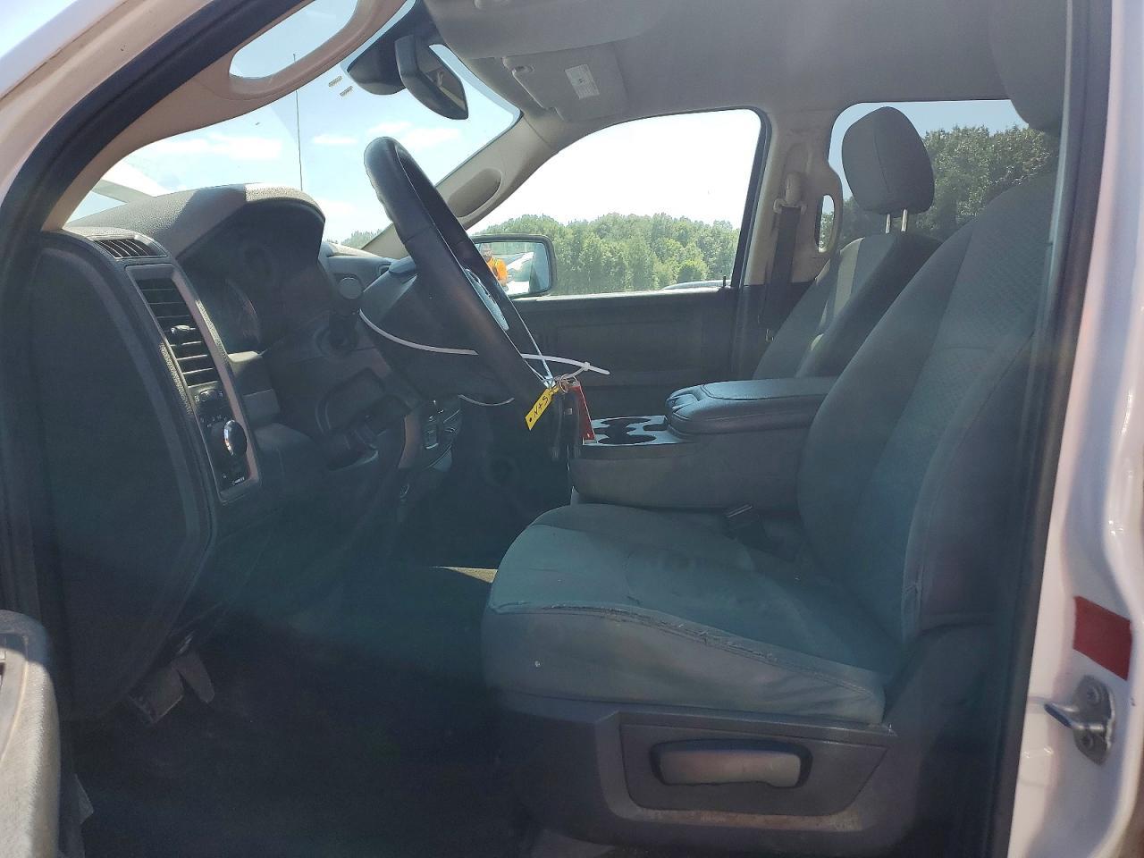 2016 Ram 1500 St - Image 7