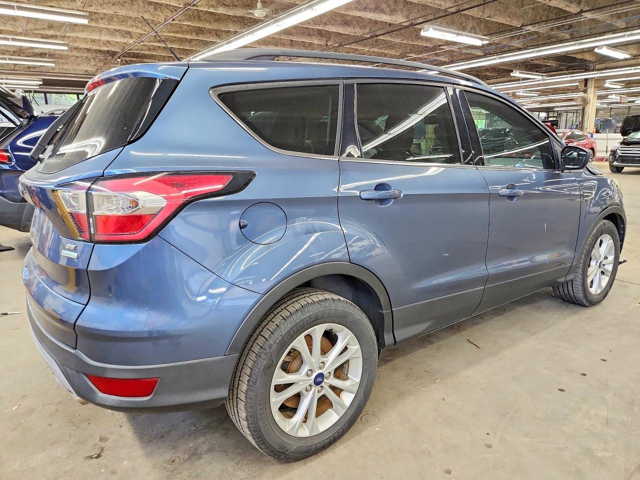 2018 Ford Escape Se - Фото 3