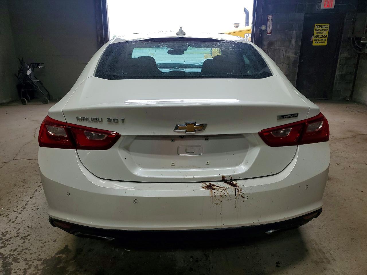 2016 Chevrolet Malibu Premier - Image 6