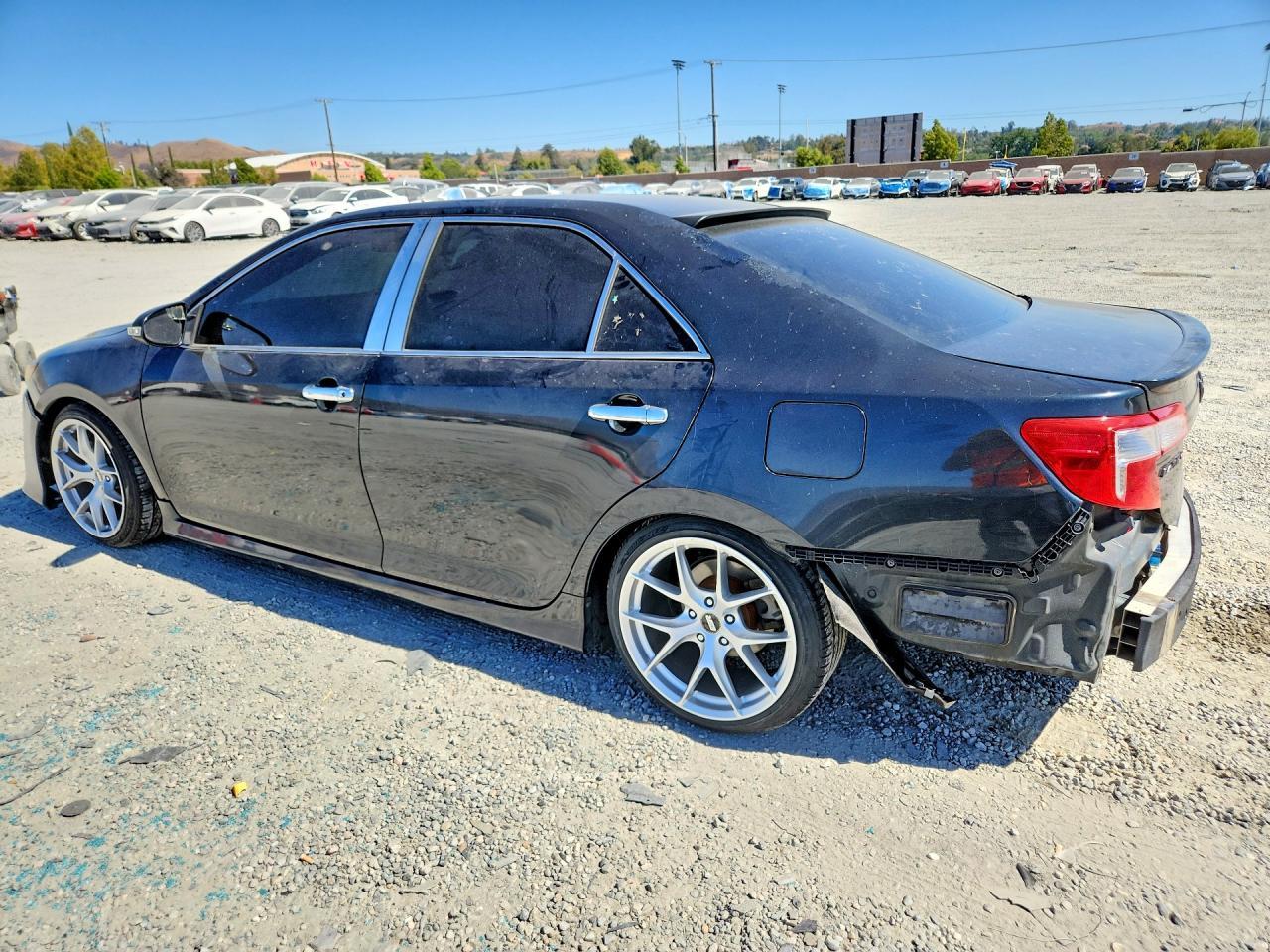 2012 Toyota Camry Se - Image 2