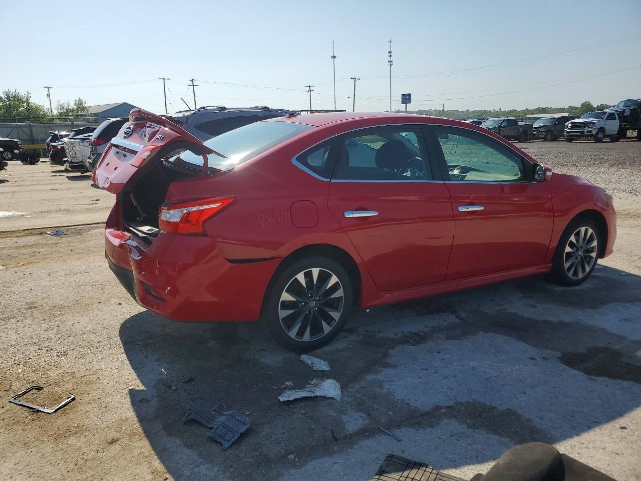 2019 Nissan Sentra Sr - Фото 3