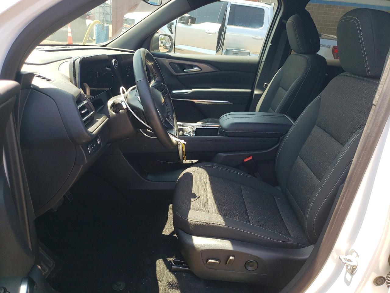 2025 Chevrolet Traverse Lt - Image 7