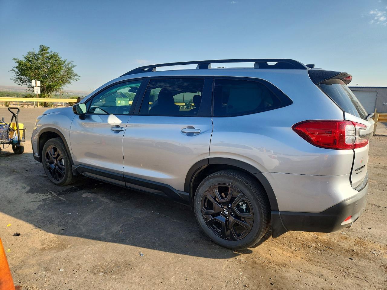 2025 Subaru Ascent Onyx Touring - Фото 2