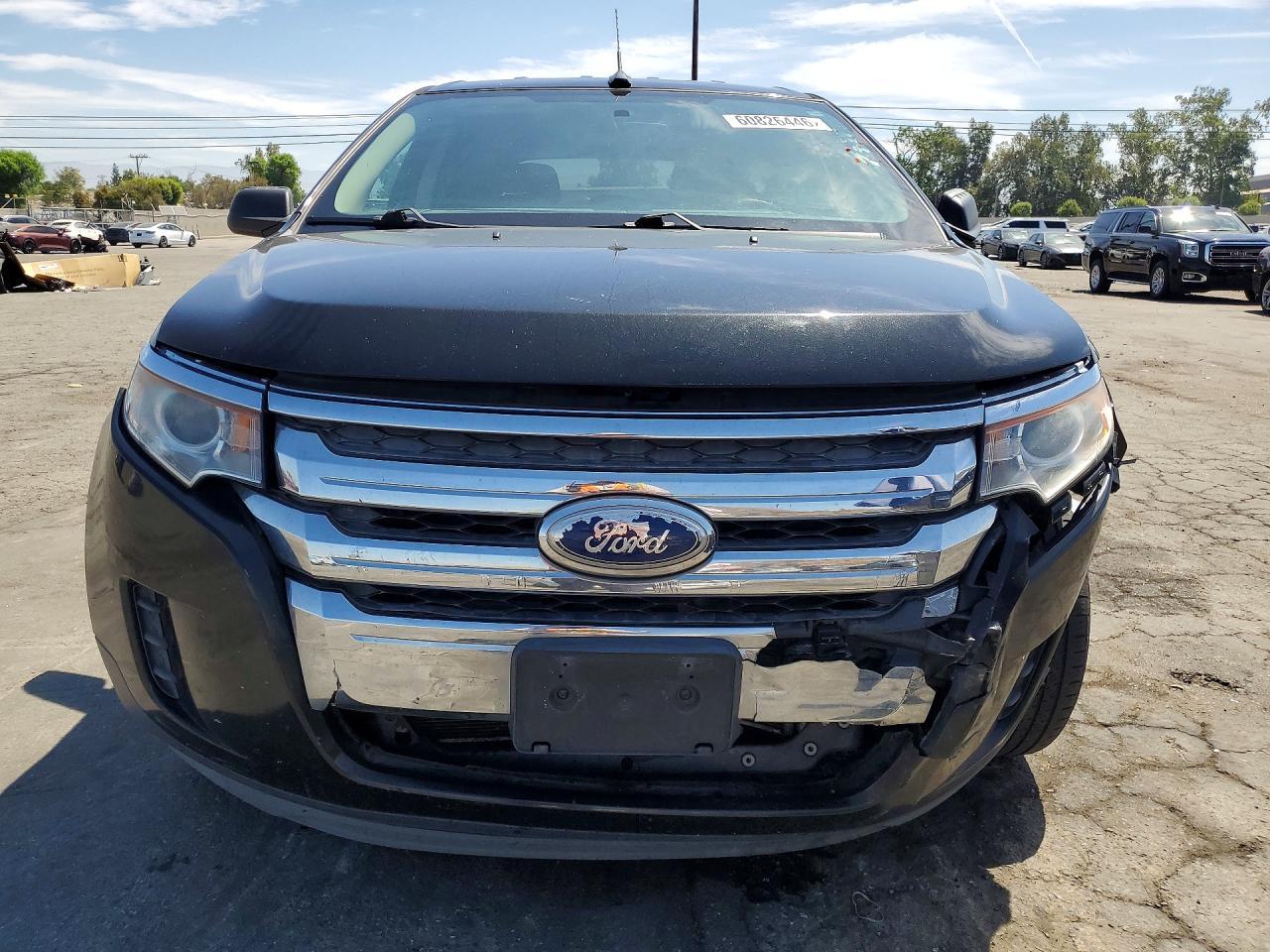 2014 Ford Edge Se - Image 5