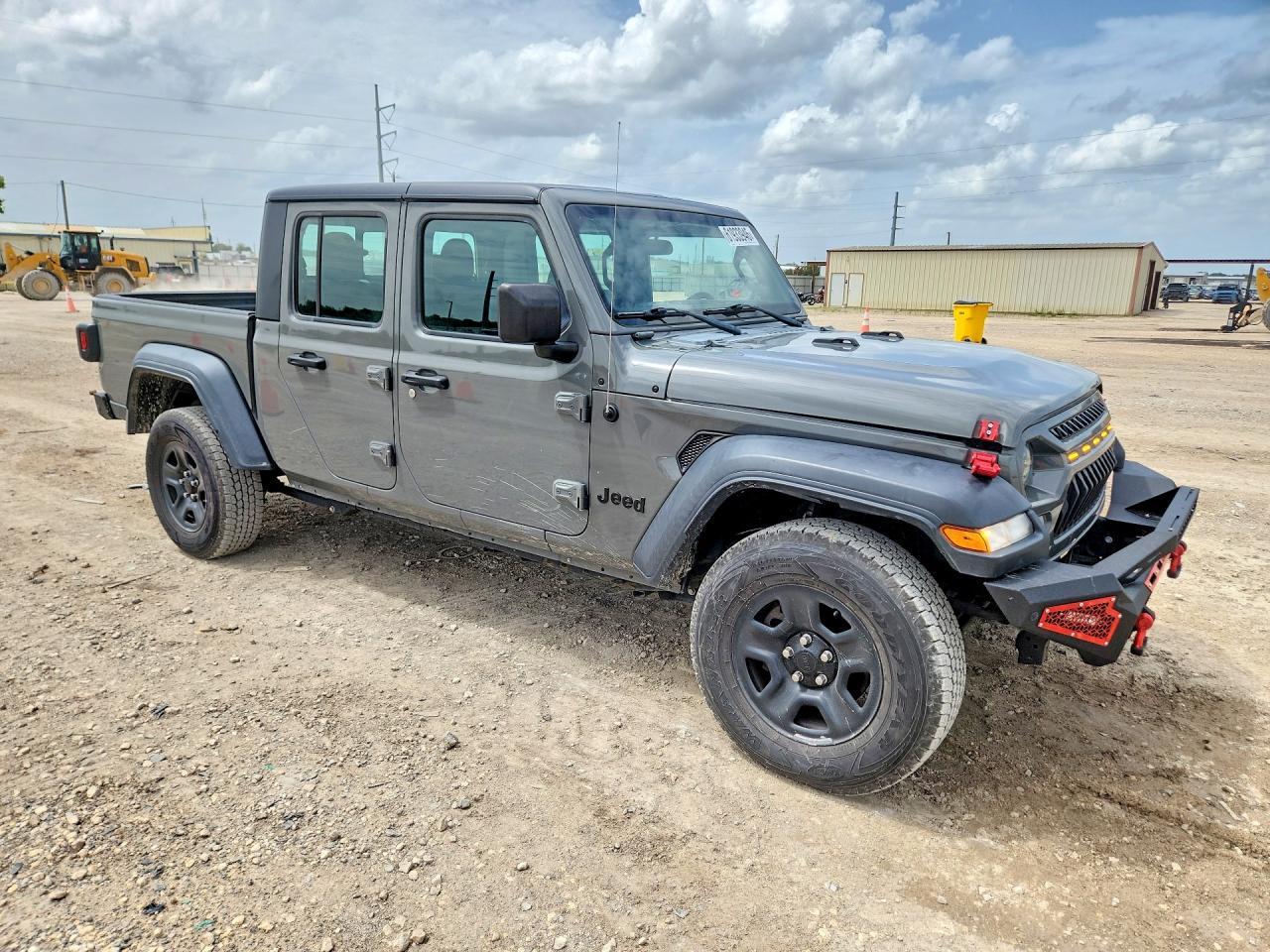 2020 Jeep Gladiator Sport - Фото 4