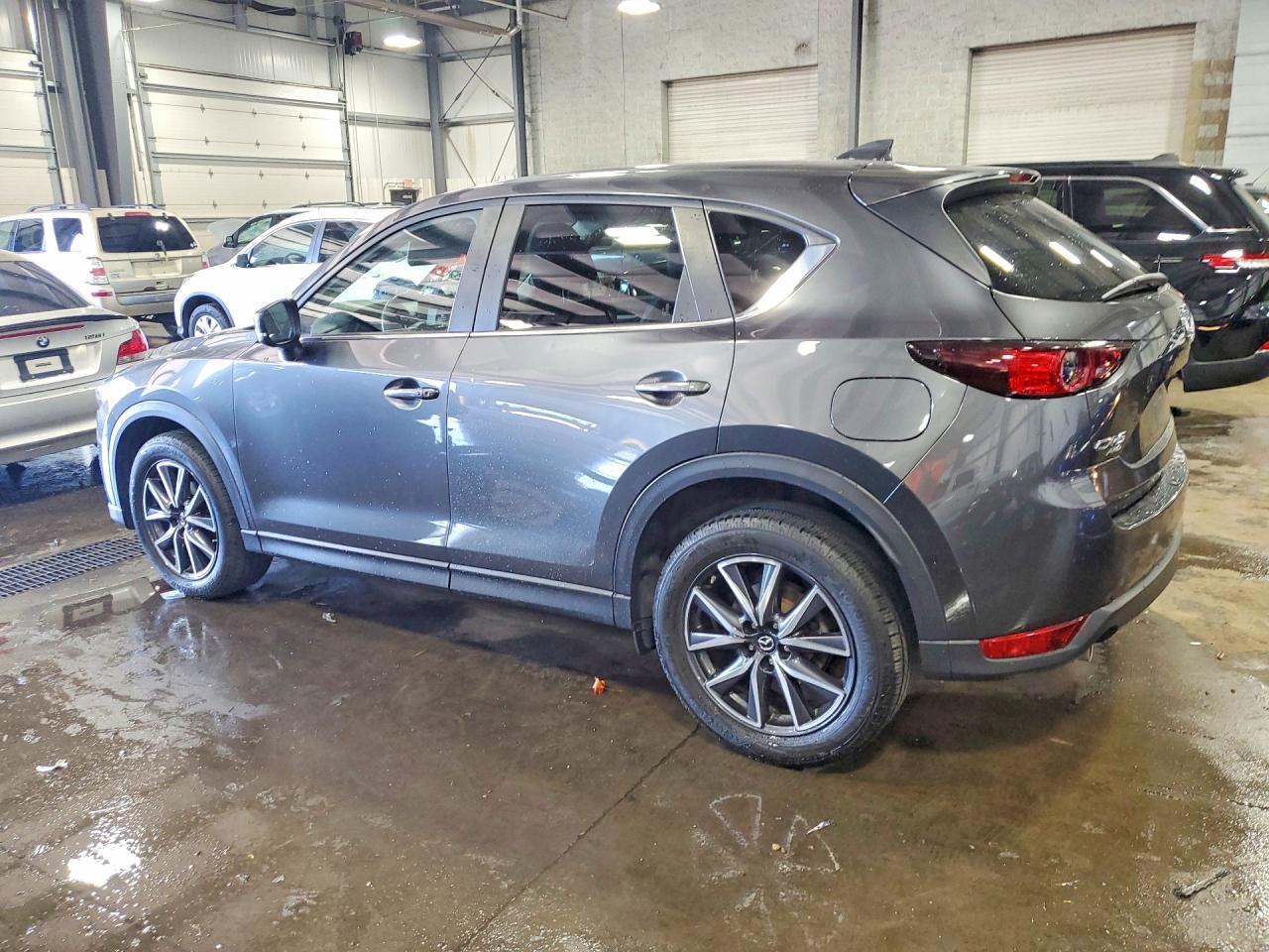 2018 Mazda Cx-5 Touring - Image 2
