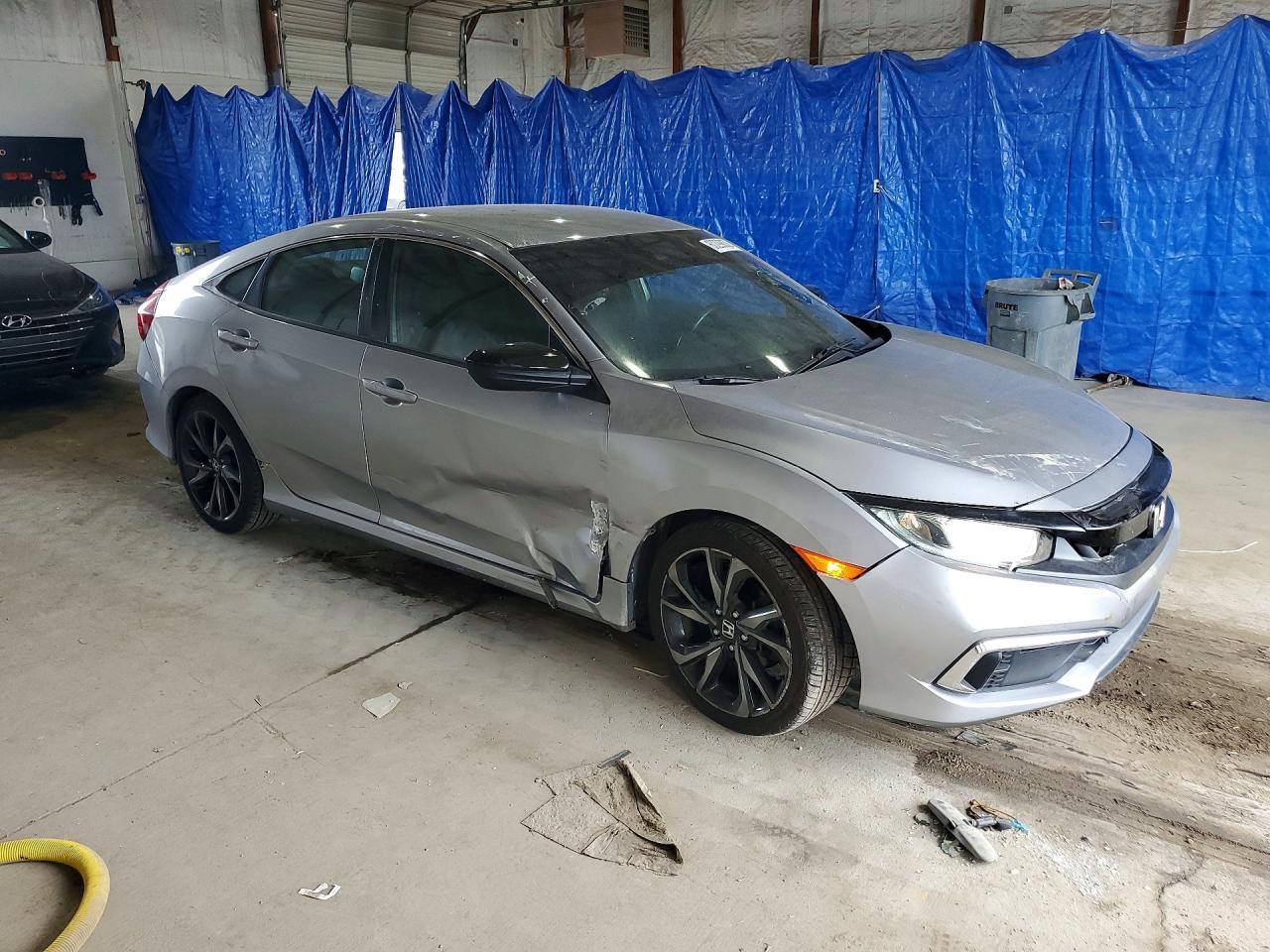 2019 Honda Civic Sport - Image 4