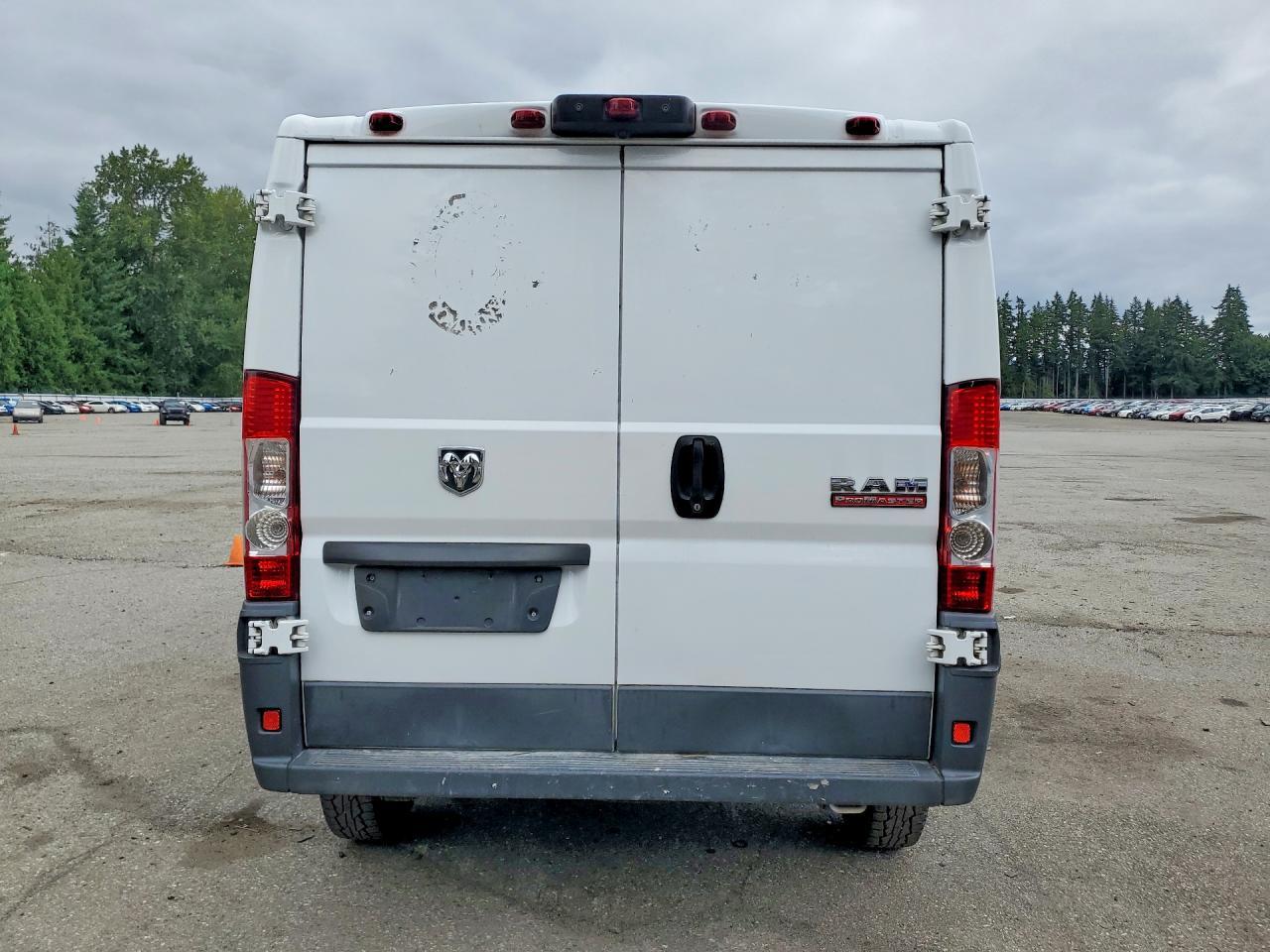 2015 Ram Promaster 1500 Delivery Van - Фото 6