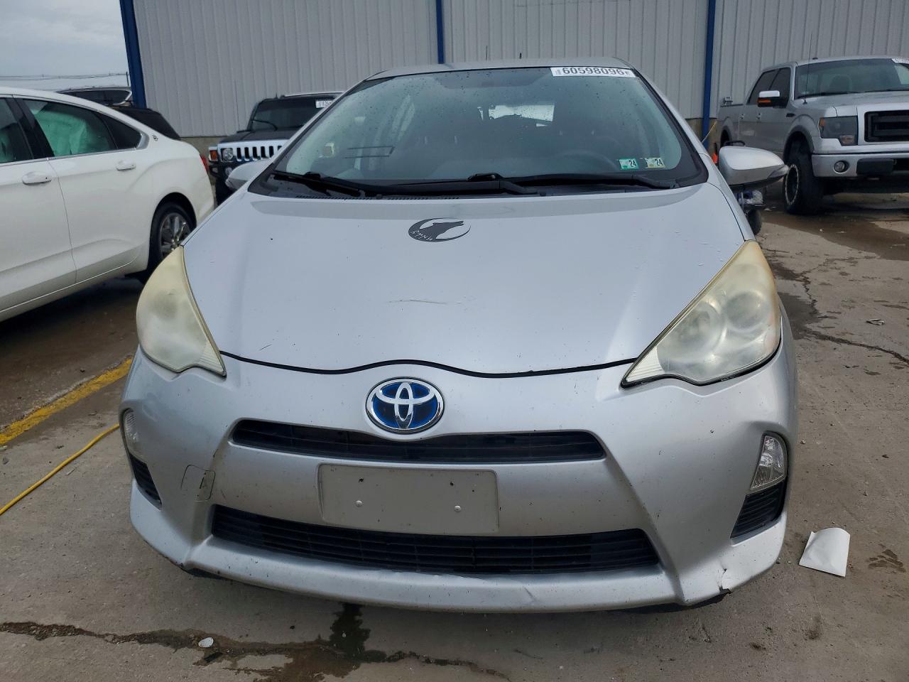 2012 Toyota Prius C Two - Фото 5