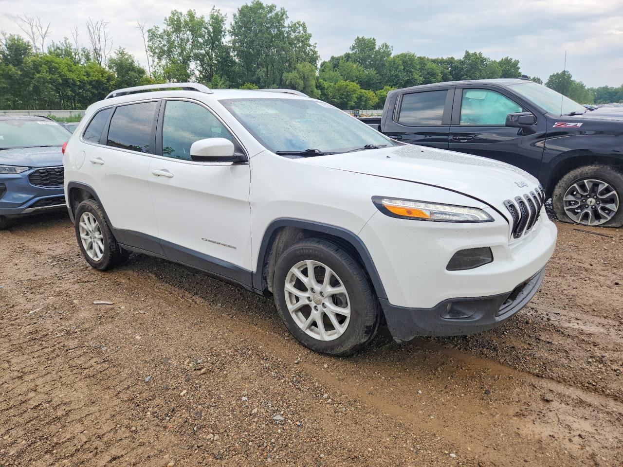 2016 Jeep Cherokee Latitude - Фото 4