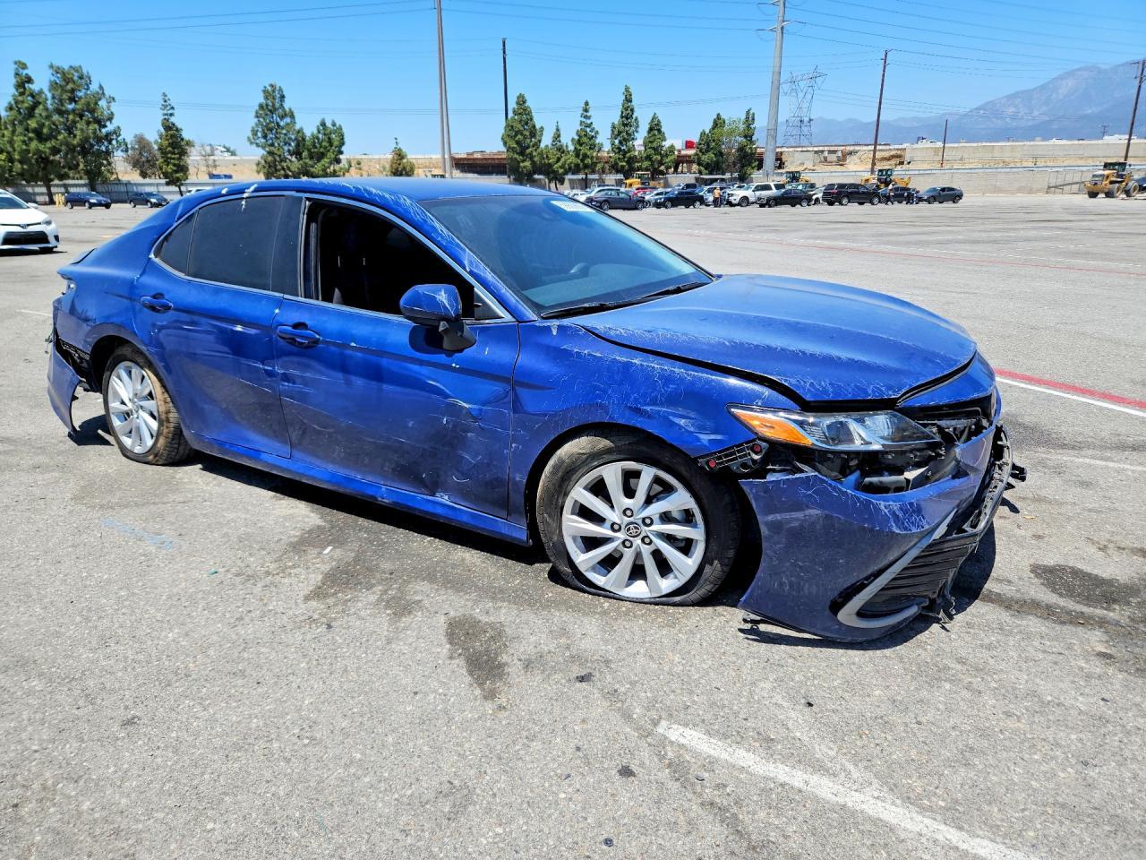 2024 Toyota Camry Le - Image 4