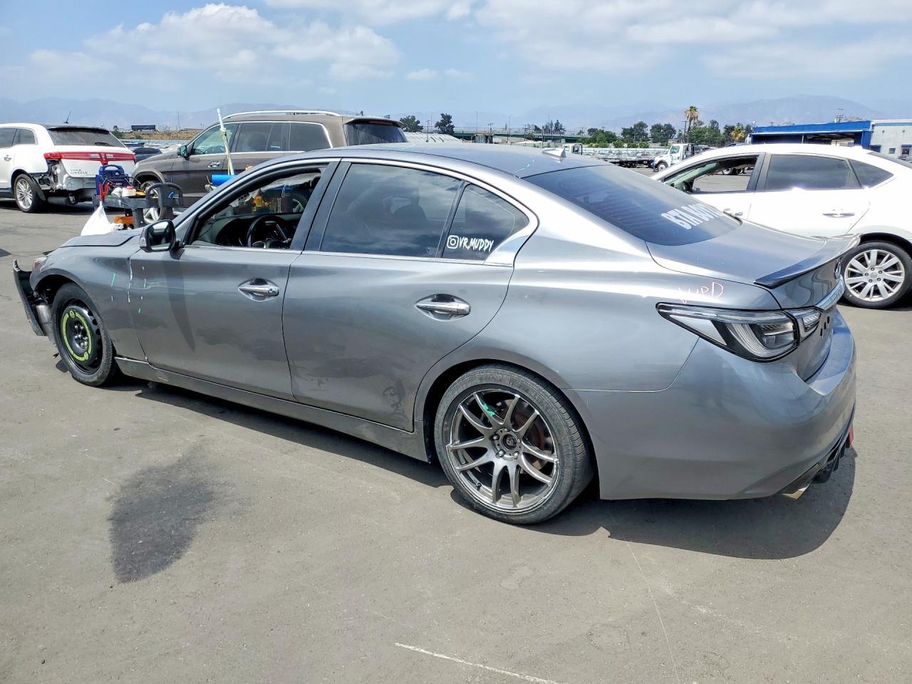 2019 Infiniti Q50 3.0T Luxe - Фото 2