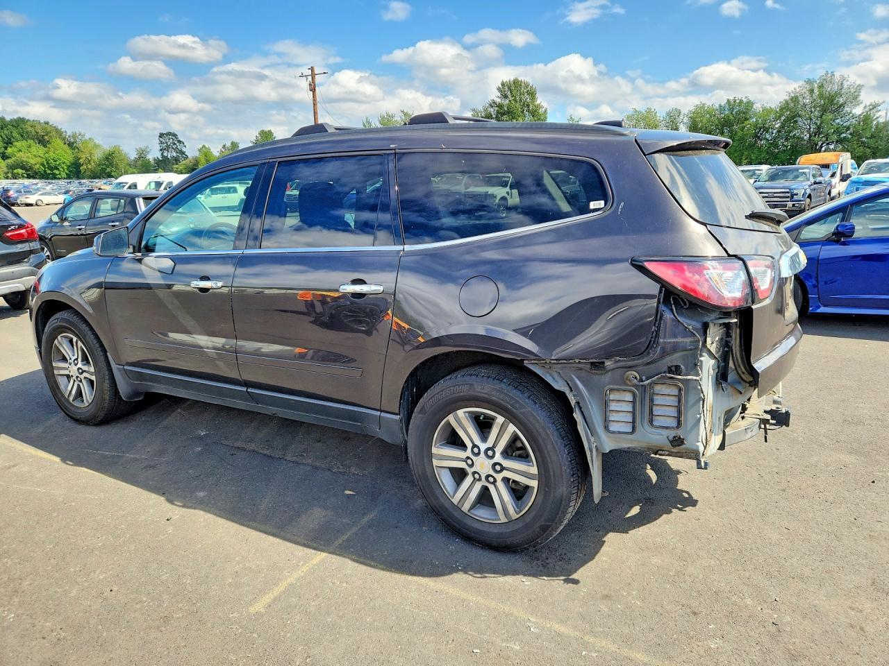 2017 Chevrolet Traverse - Фото 2