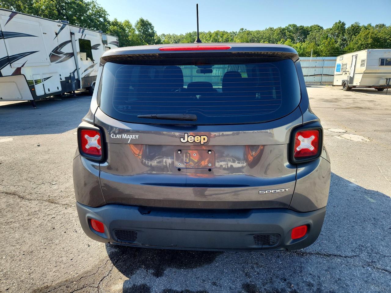 2016 Jeep Renegade Sport - Фото 6