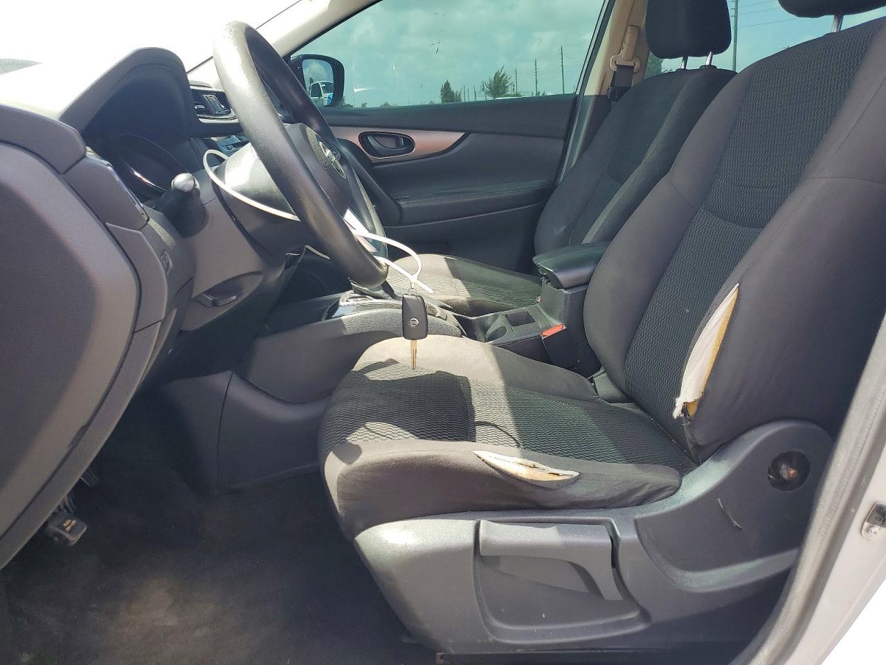 2017 Nissan Rogue Sport S - Image 7