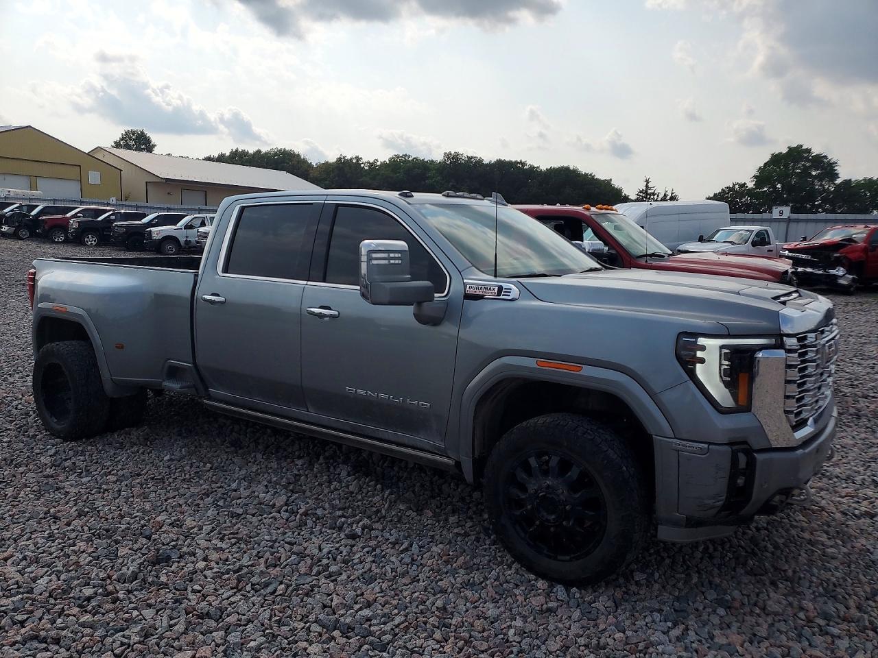 2024 GMC Sierra K3500 Denali - Фото 4