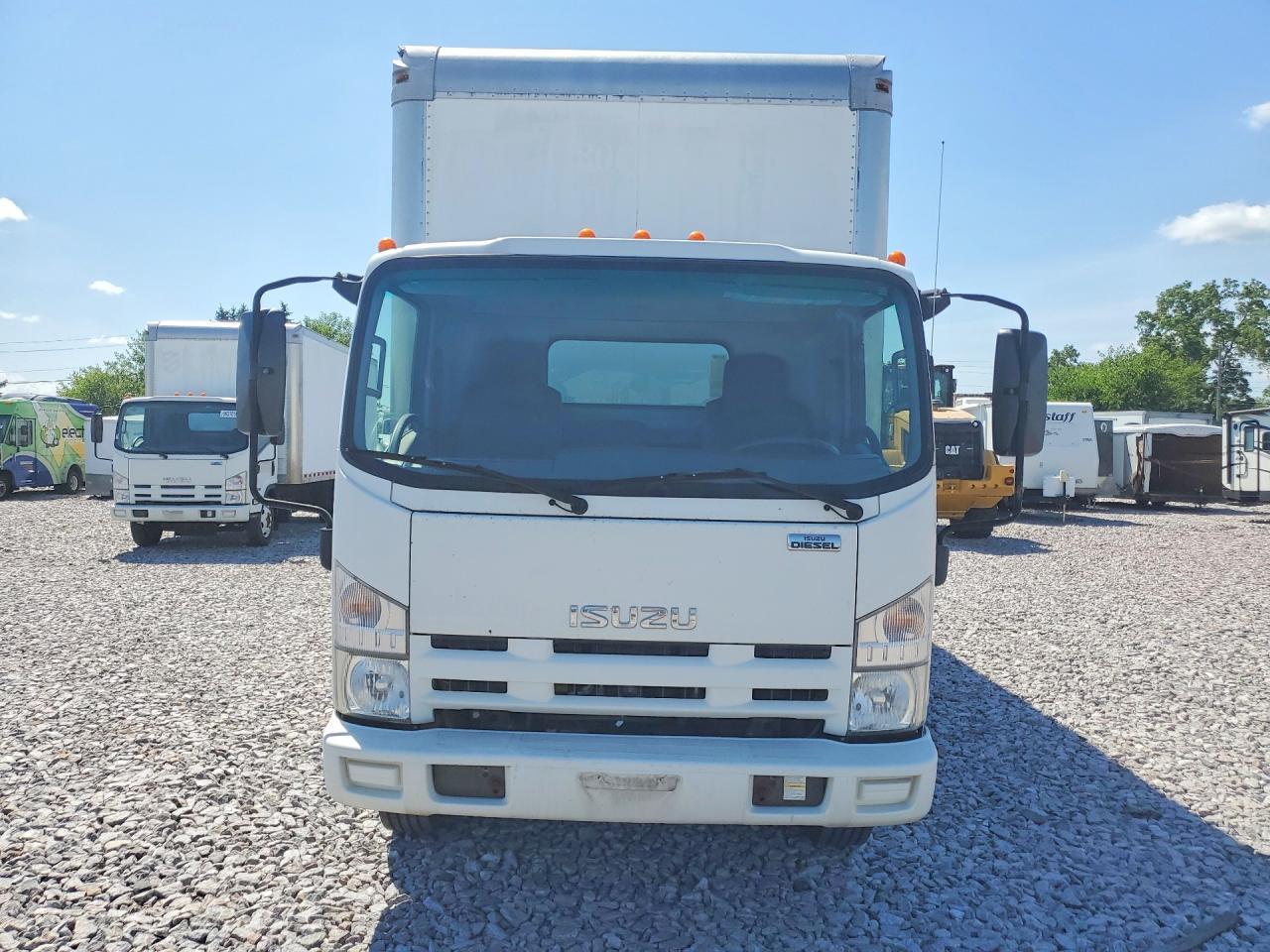 2015 Isuzu Nrr Box Truck - Image 5