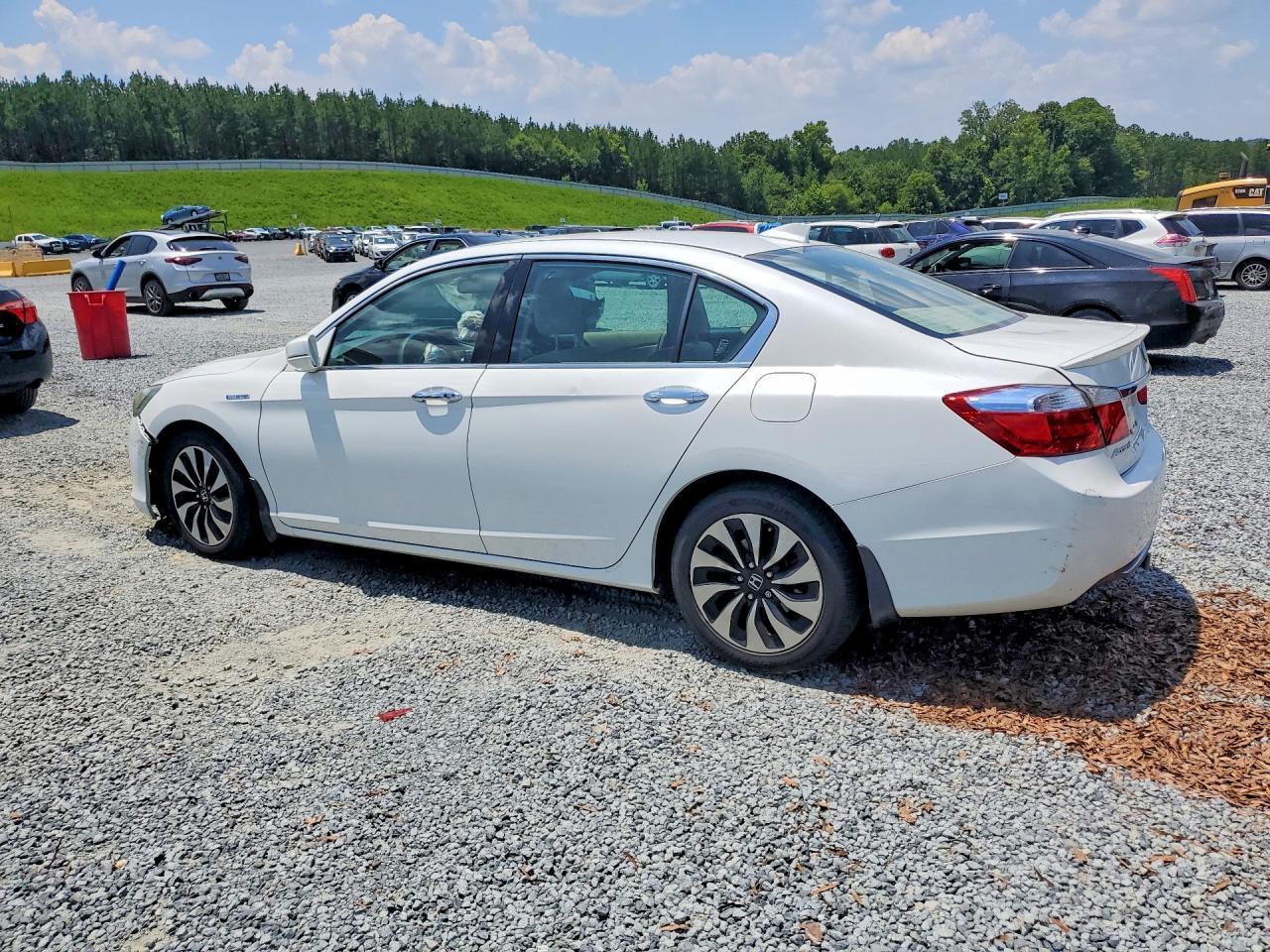 2014 Honda Accord Hybrid - Фото 2