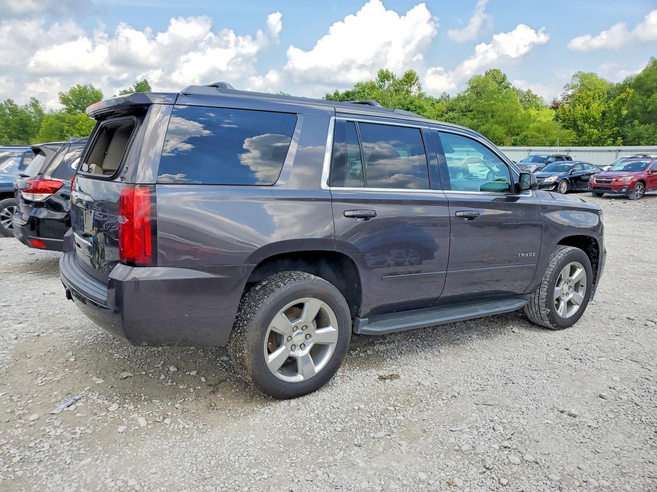 2017 Chevrolet Tahoe K1500 Ls - Фото 3